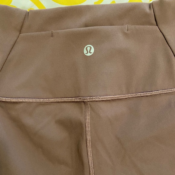 Lululemon Tech Mesh Legging - Picture 5 of 8